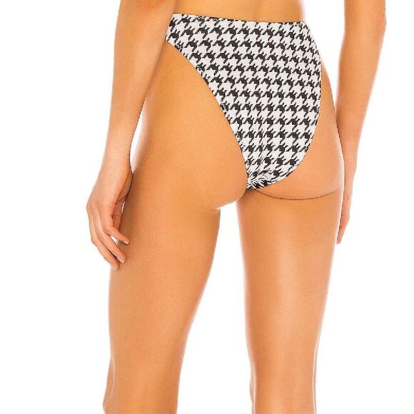 New SKIN BY SAME houndstooth bikini. Retails $220. S-top/M-bottom - Picture 7 of 11